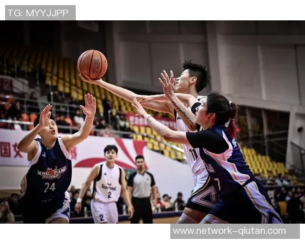 山东黄金迎战北京北控争夺篮球赛季关键胜利的精彩对决