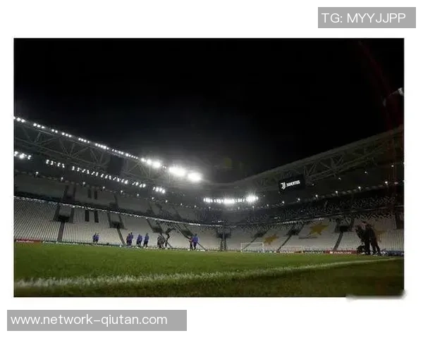 拉齐奥与拿玻里激战正酣比分悬念引发球迷热议